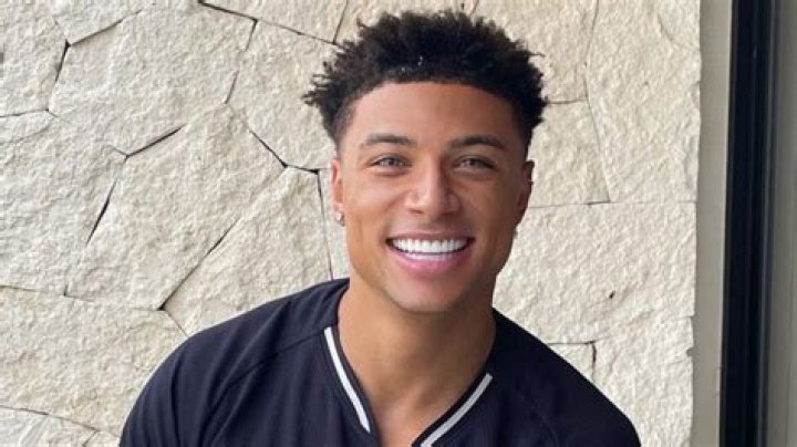Who Is Chase DeMoor From Too Hot To Handle?